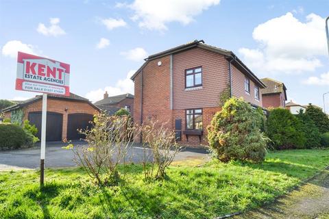 4 bedroom detached house for sale - Woodcote, Chestfield, Whitstable