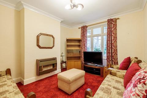14 Spring Road, Headingley, Leeds, LS6 1AD