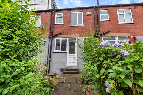 12 Hartley Crescent, Leeds, LS6 2LL
