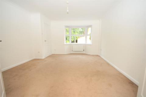 3 bedroom semi-detached house to rent, Conningsby Close, Bromley Cross, Bolton, Greater Manchester, BL7