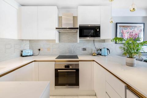 Flat 115, Riverside Mansions Milk Yard, London, E1W 3TA