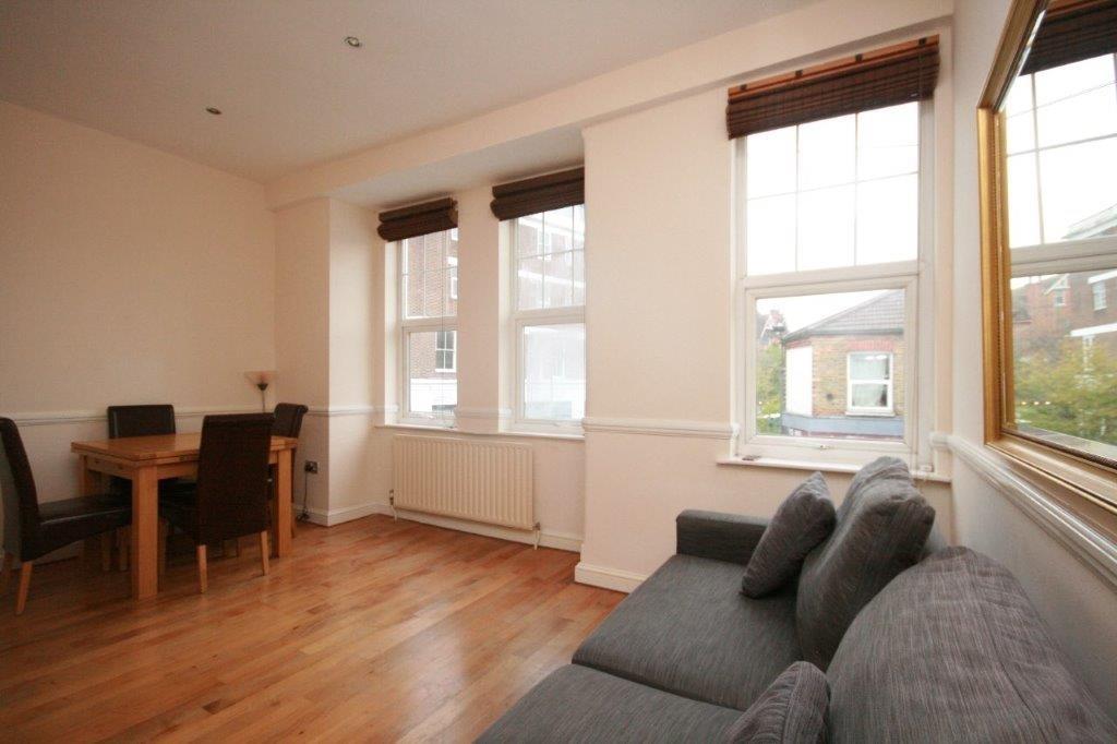 Crabtree Lane, SW6 2 bed apartment £2,080 pcm (£480 pw)