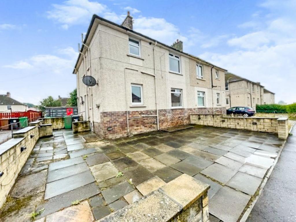Woodend Park, Cardenden 2 bed apartment £63,000