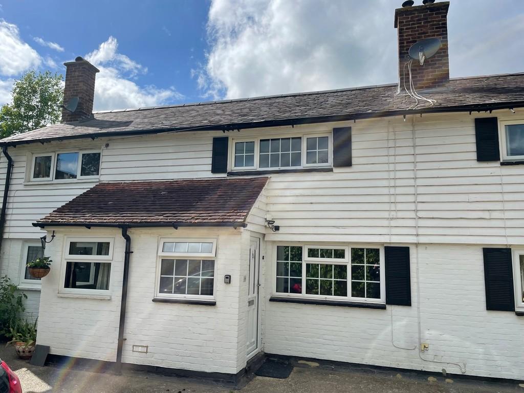 East Peckham, Kent 1 bed cottage £895 pcm (£207 pw)