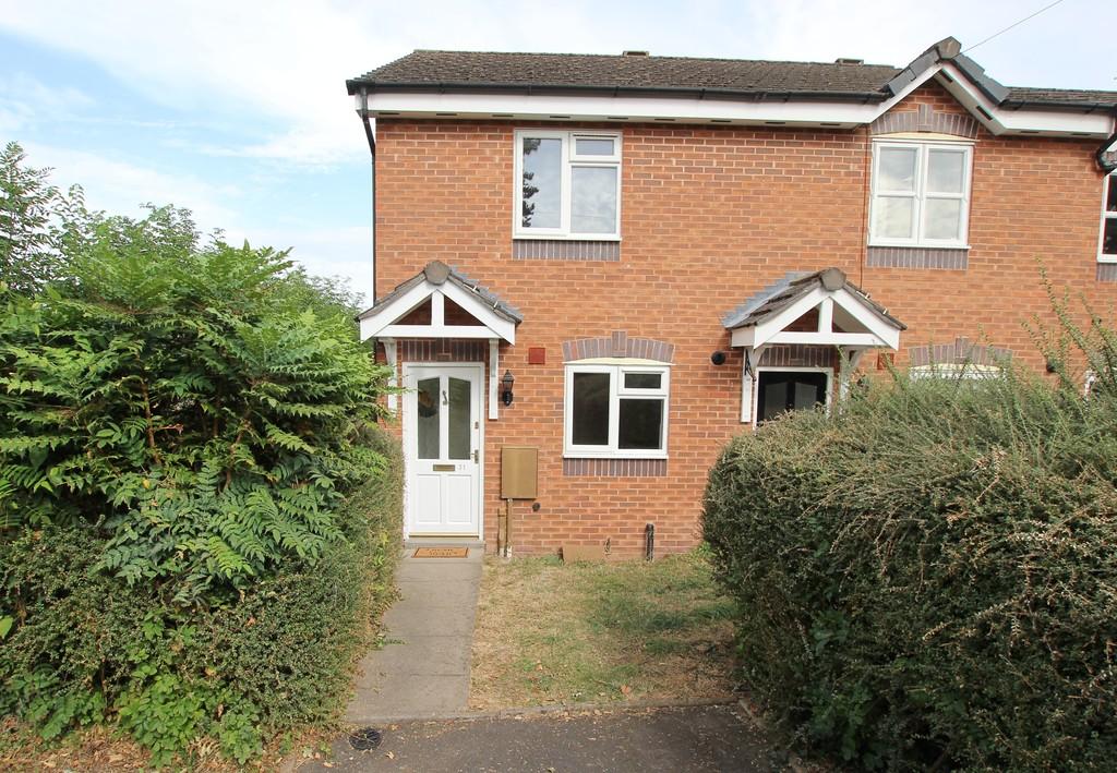 Russell Drive, Malvern 2 bed end of terrace house £825 pcm (£190 pw)