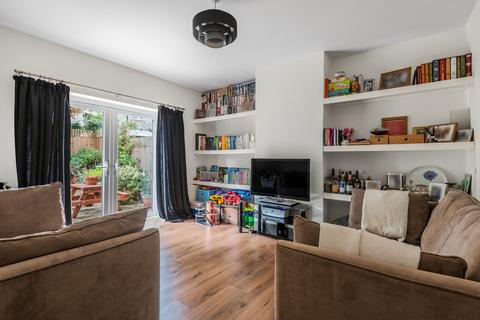 218 Marvels Lane, London, SE12 9PS