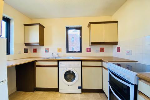 2 bedroom flat to rent, St Marys Court, Plympton, Plymouth