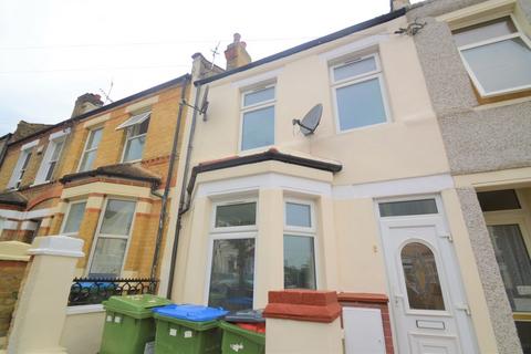 2 bedroom terraced house to rent, Miriam Road, London, SE18 1RE