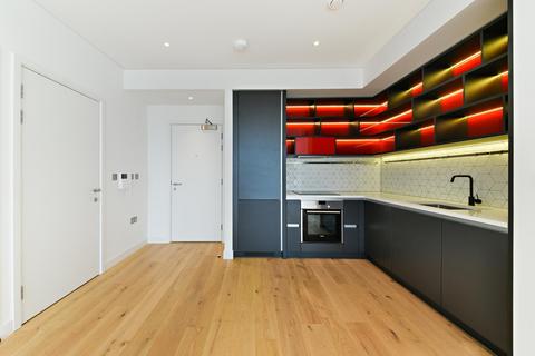 1 bedroom apartment to rent, Amelia House, London City Island, London, E14