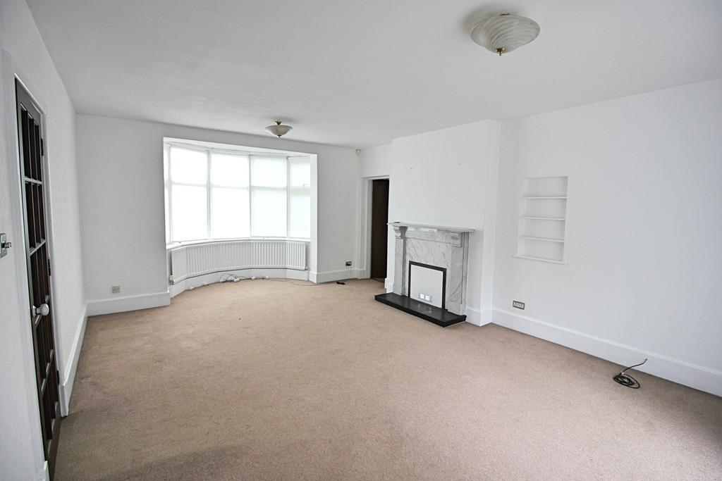 Upperton Road, Leicester 4 bed detached house for sale £375,000
