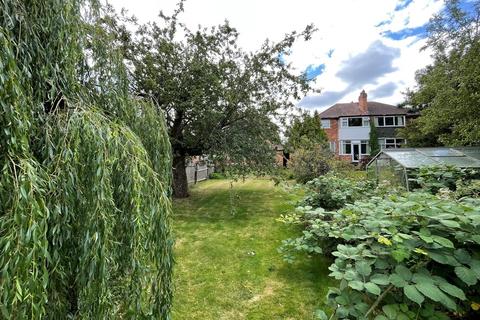 62 Coniston Avenue, Solihull, B92 7NS