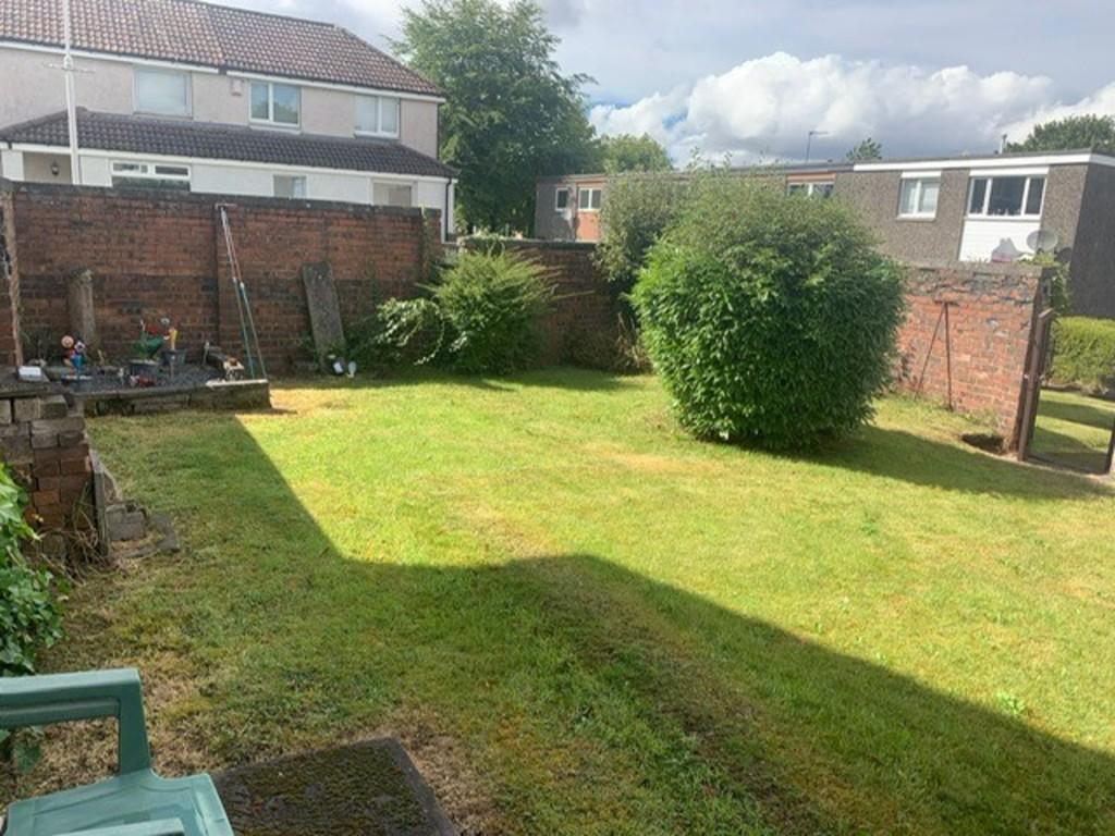 Huntly Drive, Glenrothes 2 bed flat £60,000