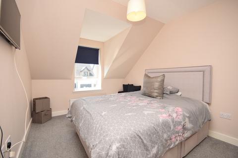 11 Lornty Place, Rattray, Blairgowrie, PH10 7FF