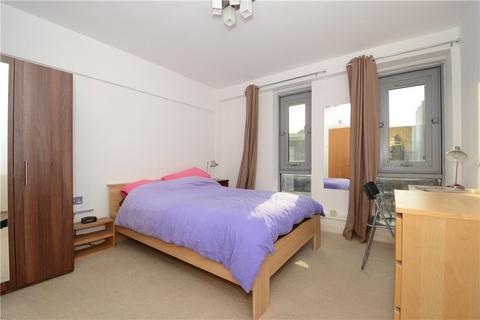 2 bedroom apartment to rent, Grange Road, London, SE1