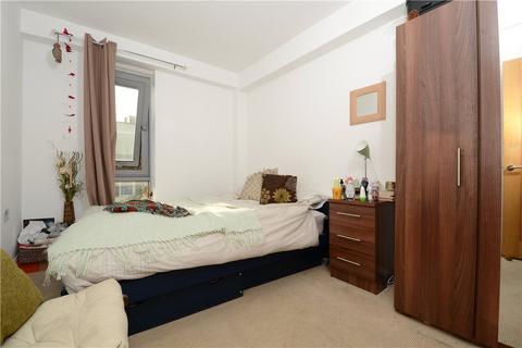 2 bedroom apartment to rent, Grange Road, London, SE1