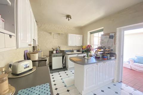 4 bedroom cottage for sale - 3 Station Terrace, East Aberthaw, Vale of Glamorgan CF62 3DH