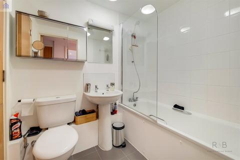 1 bedroom flat for sale - Dufours Place, Soho, London, W1F