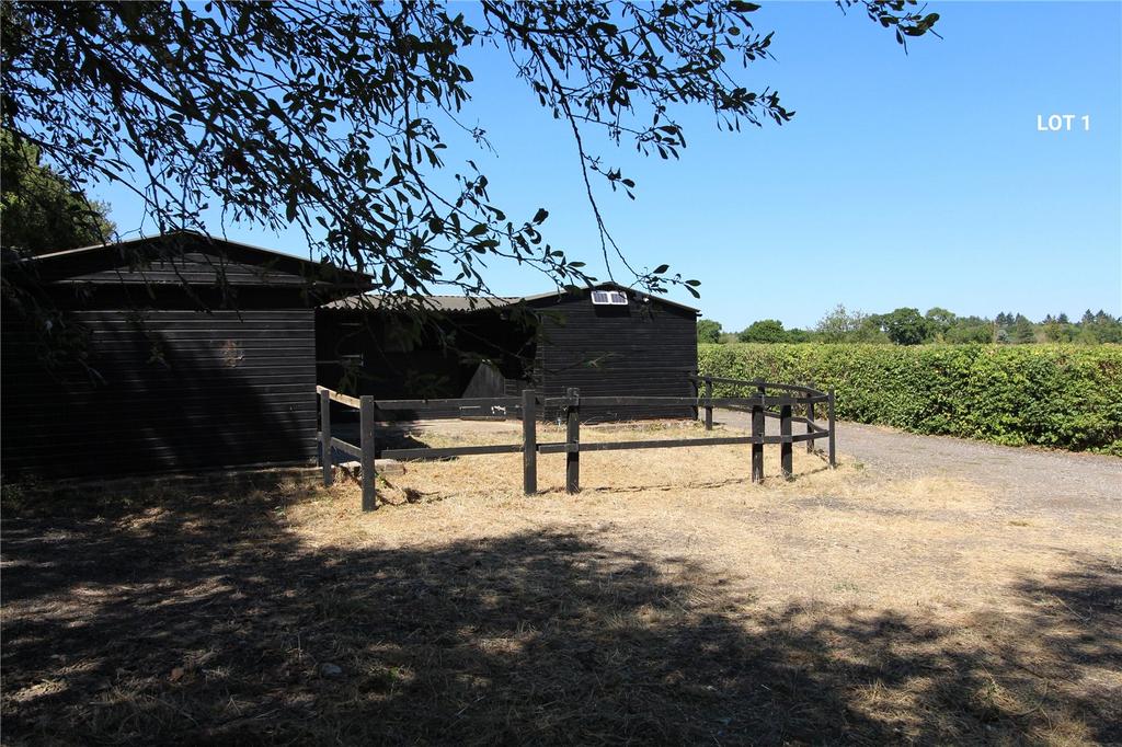 Bignor, Nr Pulborough Equestrian property £180,000