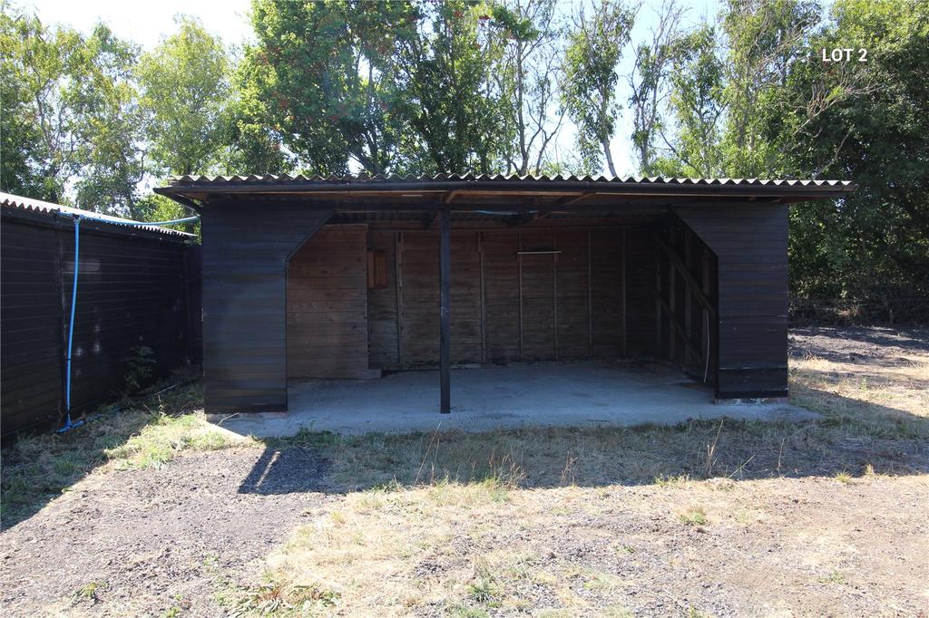 Bignor, Nr Pulborough Equestrian property £150,000