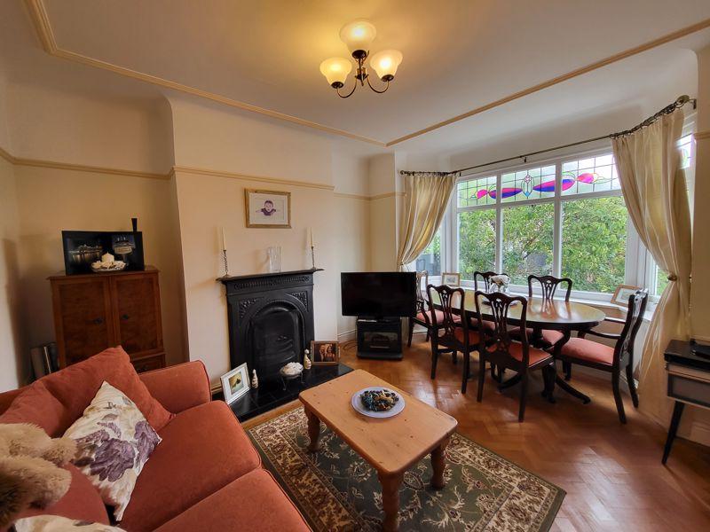 Berwyn Drive, Heswall 3 bed semidetached house £325,000