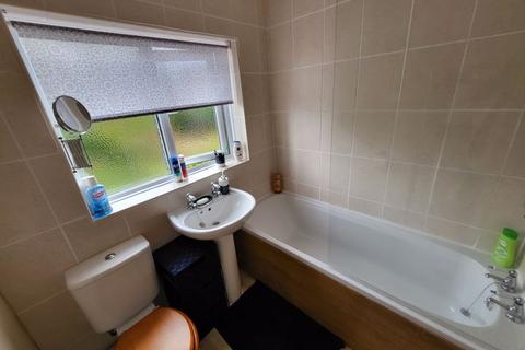 5 Berwyn Drive, Wirral, CH61 6UD