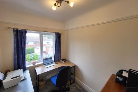5 Berwyn Drive, Wirral, CH61 6UD