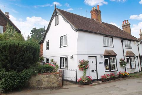 3 bedroom terraced house for sale, The Square, Shere