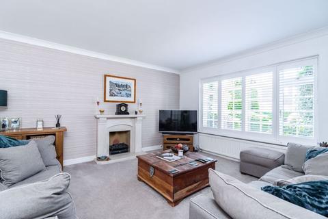 5 Denham Walk, Chalfont St Peter, Gerrards Cross, SL9 0EN