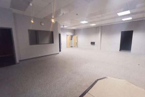 Property to rent - LARGE EX-DANCE HALL - TO RENT