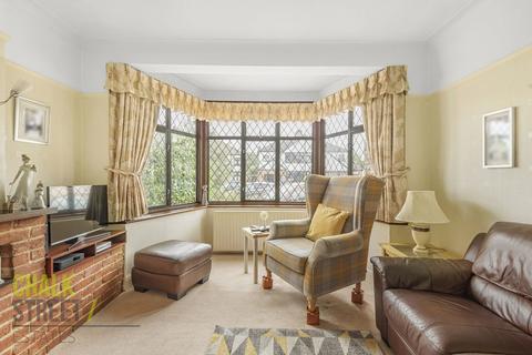 3 bedroom semi-detached house for sale, Upper Brentwood Road, Gidea Park, RM2