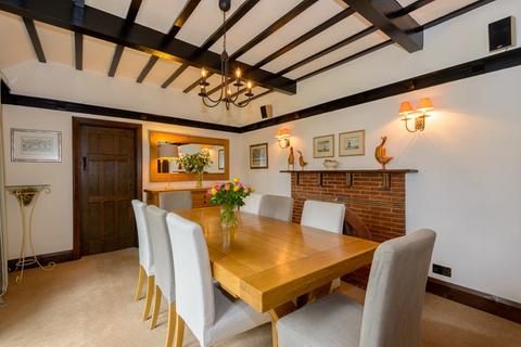 3 Daines Close, Southend-on-sea, SS1 3PG