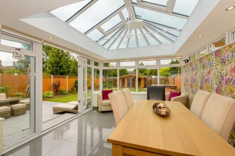 7 Branscombe Square, Southend-on-sea, SS1 3QD