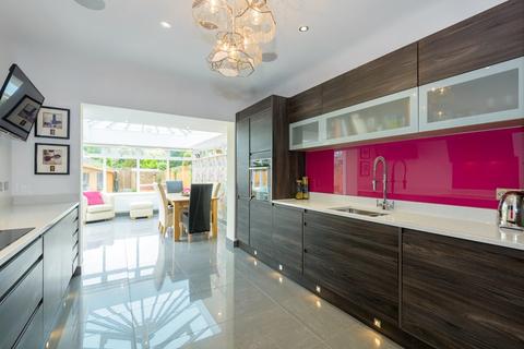7 Branscombe Square, Southend-on-sea, SS1 3QD