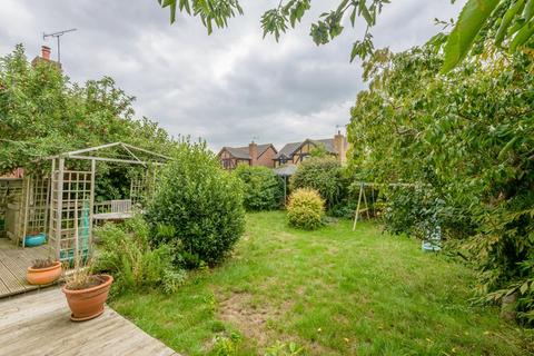 25 Challacombe, Southend-on-sea, SS1 3TY