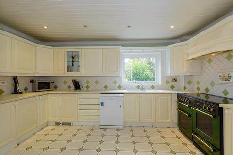 25 Challacombe, Southend-on-sea, SS1 3TY