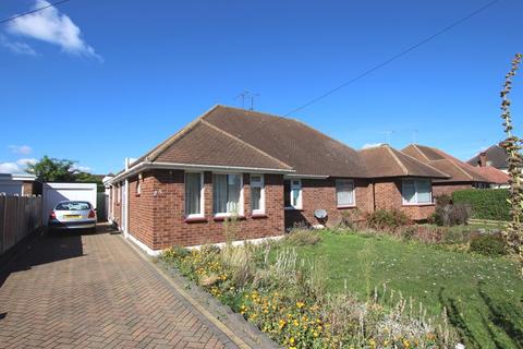 25 Marcus Avenue, Thorpe Bay, Southend-on-sea, SS1 3LB