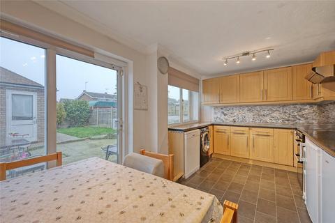 93 Conway Avenue, Great Wakering, Southend-on-sea, SS3 0BH