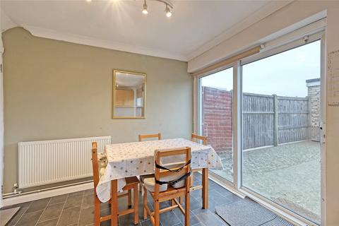 93 Conway Avenue, Great Wakering, Southend-on-sea, SS3 0BH