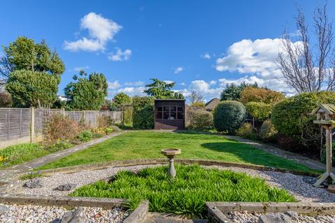 24 Branscombe Square, Southend-on-sea, SS1 3QD