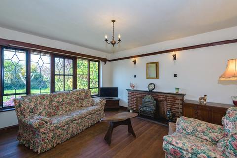 29 Samuels Drive, Thorpe Bay, Southend-on-sea, SS1 3PR