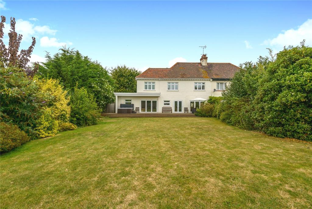 Fermoy Road, Thorpe Bay, Essex, SS1 5 bed semidetached house £850,000