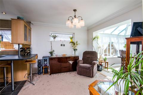 24 Chelsworth Crescent, Southend-on-sea, SS1 3EF