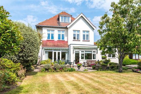 20 Burges Road, Thorpe Bay, Southend-on-sea, SS1 3AY