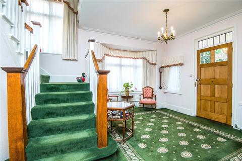 20 Burges Road, Thorpe Bay, Southend-on-sea, SS1 3AY