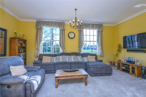 73 Horseshoe Crescent, Shoeburyness, Southend-on-sea, SS3 9WL