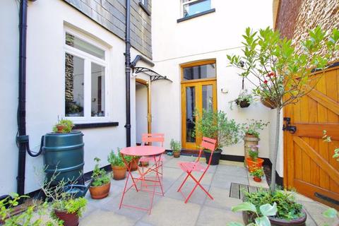 37 Lee Road, Lynton, EX35 6BS