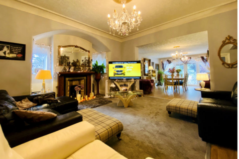 undefined, Kingston Avenue