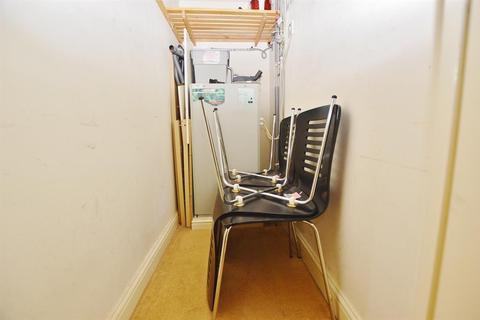 144 Maltings Close, London, E3 3TD