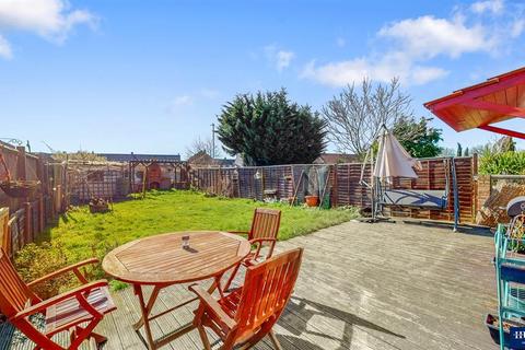 52 Crabtree Avenue, Romford, RM6 5EX