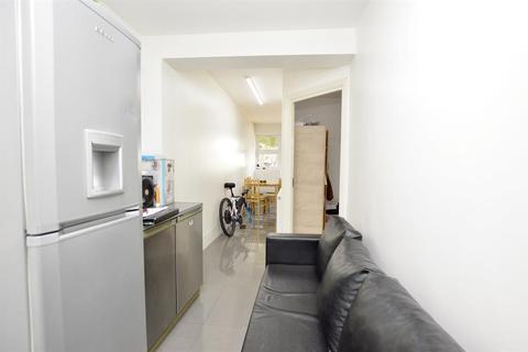 127 Tower Hamlets Road, London, E7 9DD